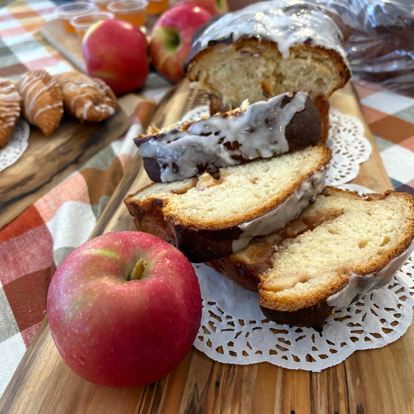 Pingle's Homemade Apple Bread